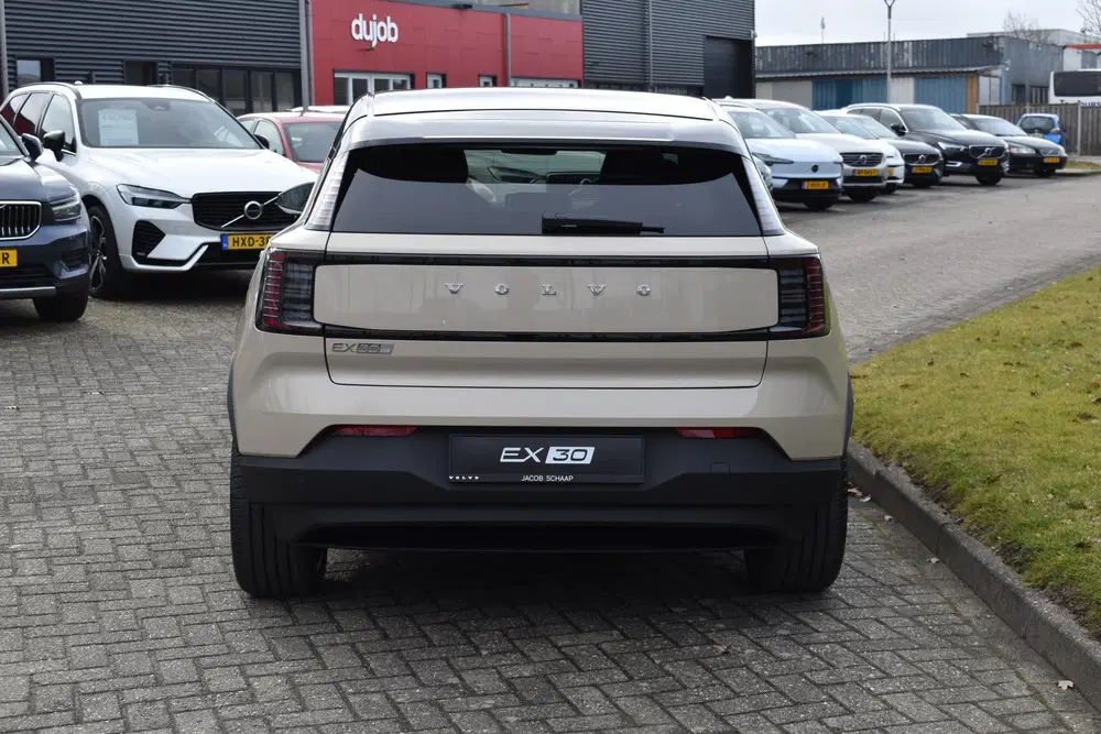 Volvo EX30 Extended Range Plus 272PK Europa 69 kWh uit 2026, foto 12