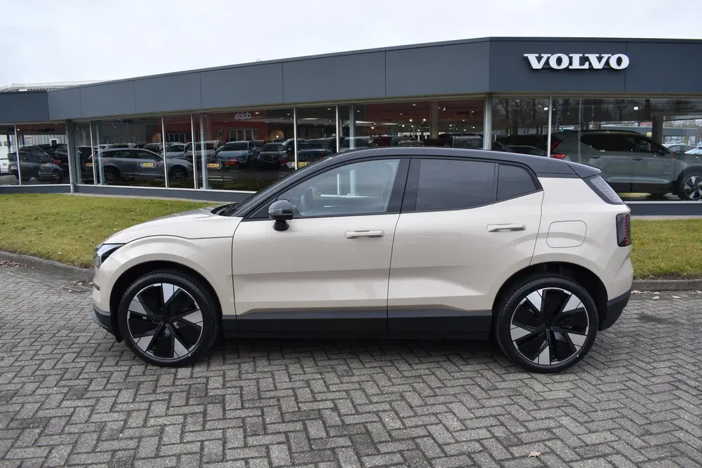 Volvo EX30 Extended Range Plus 272PK Europa 69 kWh uit 2026, foto 9