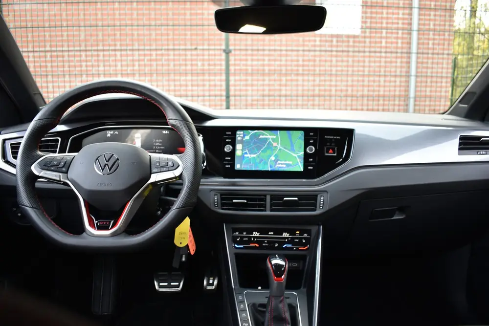 Volkswagen Polo GTI 2.0 TSI 210PK DSG GTI-SPORT IQ-LIGHT/PDC uit 2024, foto 20