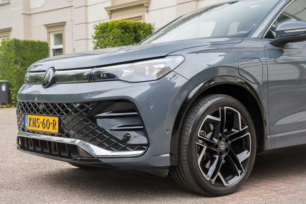 Volkswagen Tiguan 1.5 eHybrid R-Line Edition PANO | 360 CAM uit 2025, foto 11