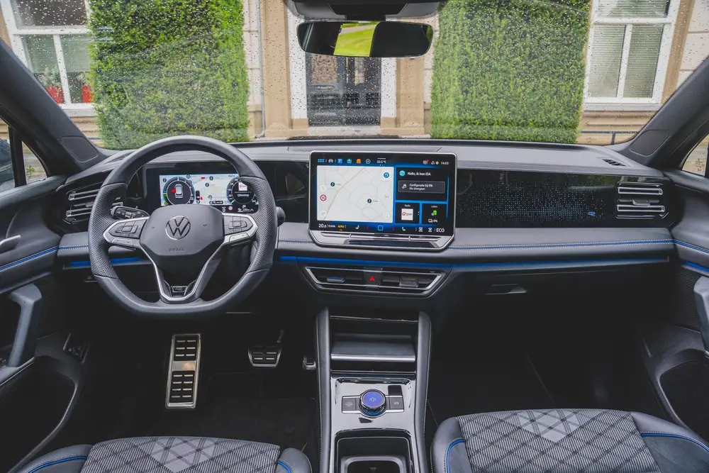 Volkswagen Tiguan 1.5 eHybrid R-Line Edition PANO | 360 CAM uit 2025, foto 3