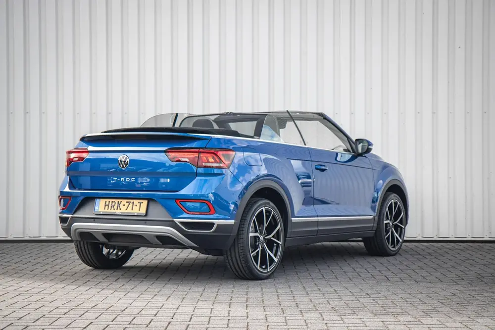 Volkswagen T-Roc Cabrio 1.5 TSI 150pk DSG Style | Apple Carp uit 2024, foto 2