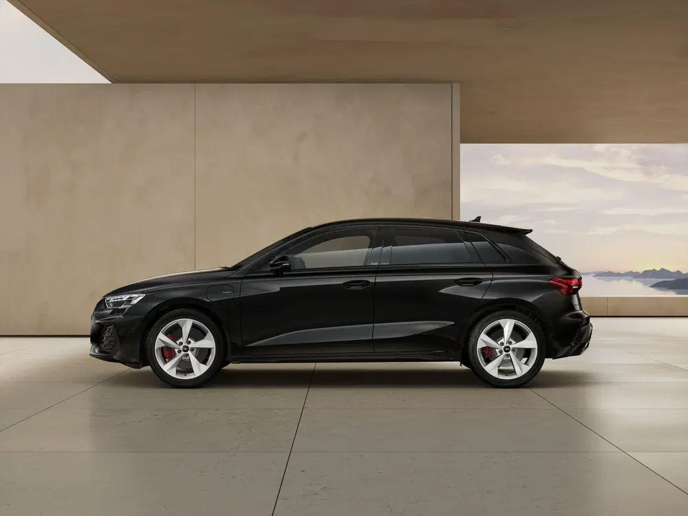 Audi A3 1.5 e-hybrid 272pk S Edition Competition uit 2026, foto 3