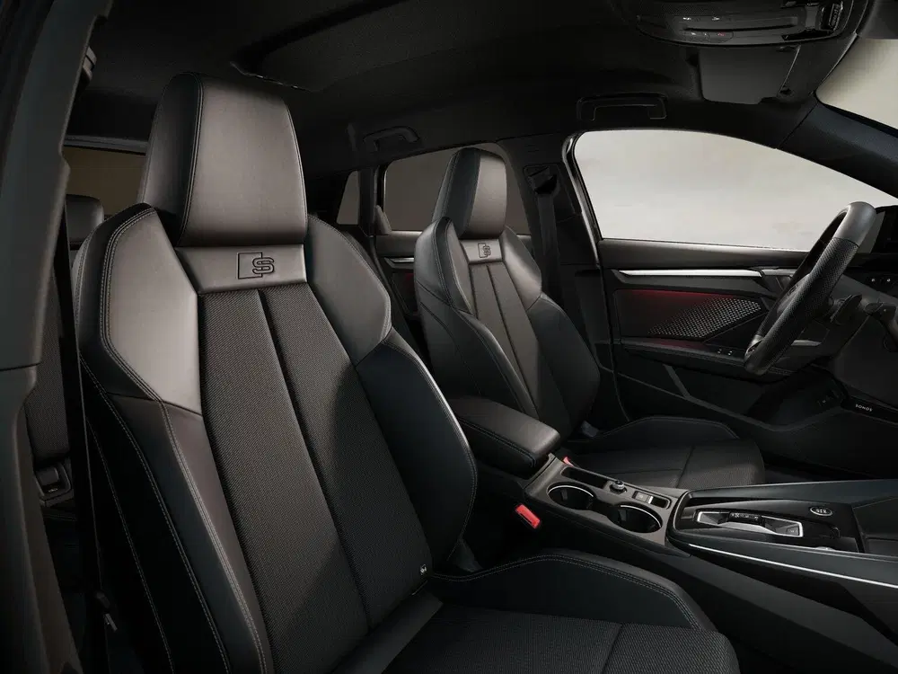 Audi A3 1.5 e-hybrid 272pk S Edition Competition uit 2026, foto 4