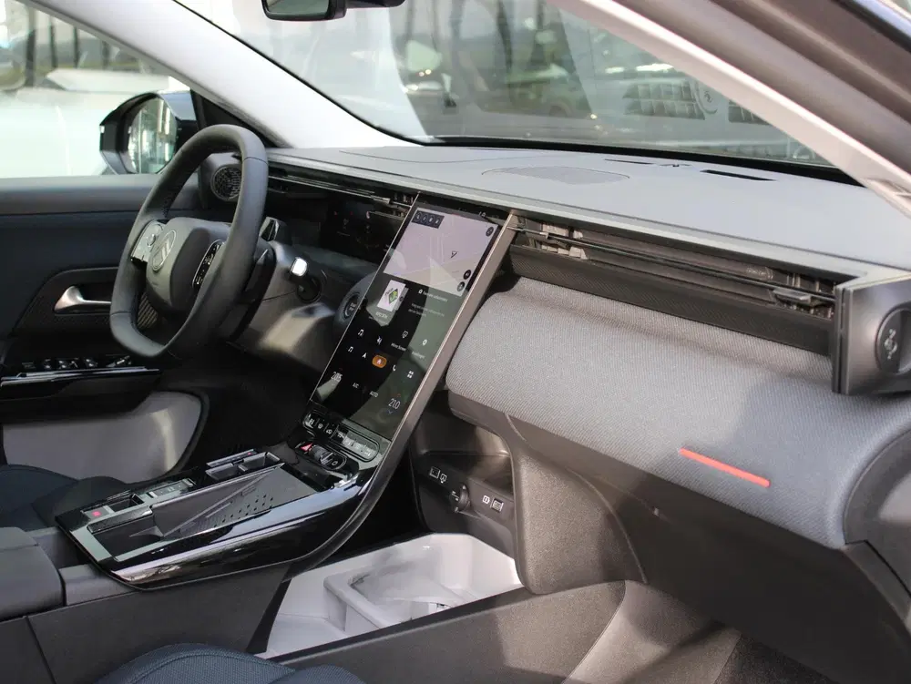Citroën C5 Aircross Citroen C5 Aircross 1.2 Hybrid 145 Busines uit 2026, foto 12