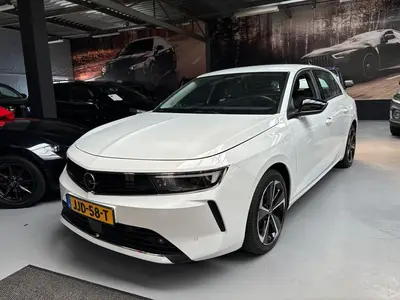 Opel Astra 1.6 Hybrid Edition Carplay uit 2022