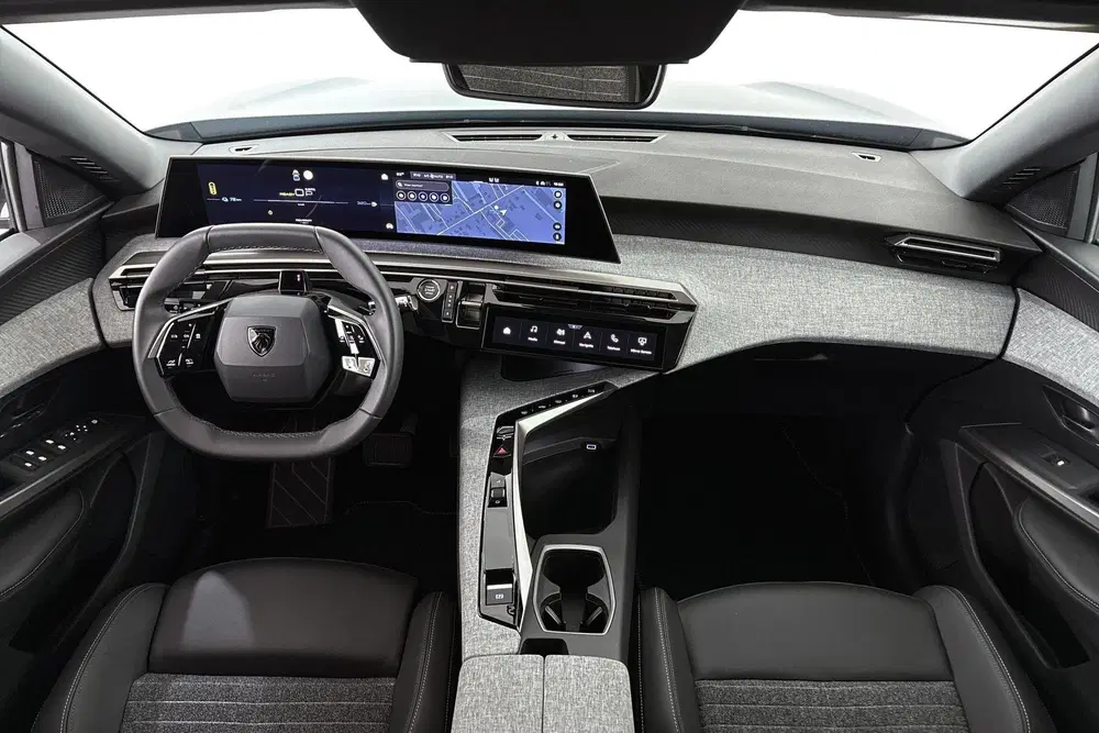 Peugeot 5008 1.6 Plug-in Hybrid 195 Allure 7p Stoelverw uit 2026, foto 7