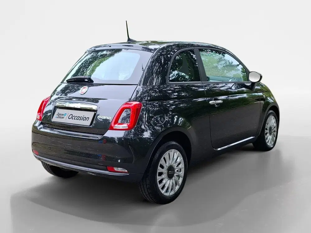 Fiat 500 1.0 Hybrid Cult uit 2021, foto 2