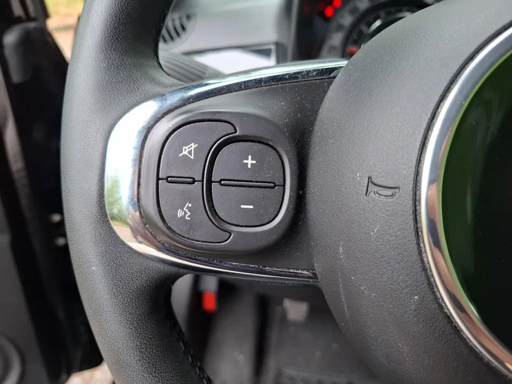 Fiat 500 1.0 Hybrid Cult uit 2021, foto 20