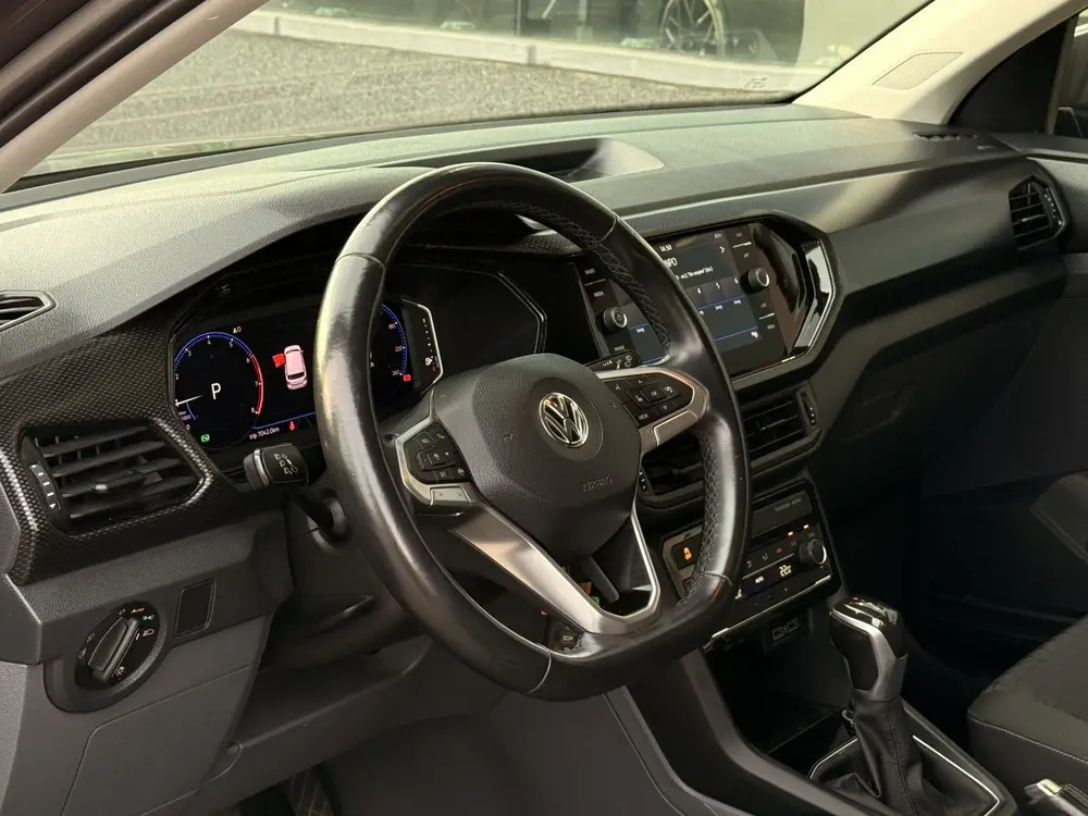 Volkswagen T-Cross 1.0 TSI R-Line | VC | ACC | DAB | Trekhaa uit 2019, foto 2