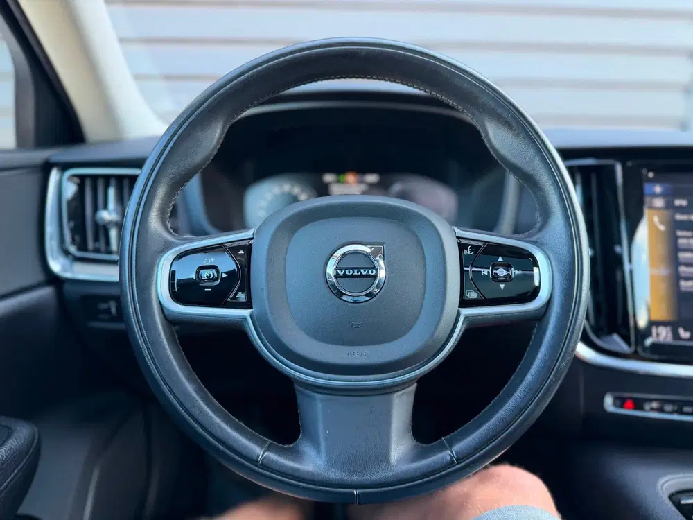 Volvo V60 2.0 T8 Recharge AWD Inscription Plug in hy uit 2020, foto 10
