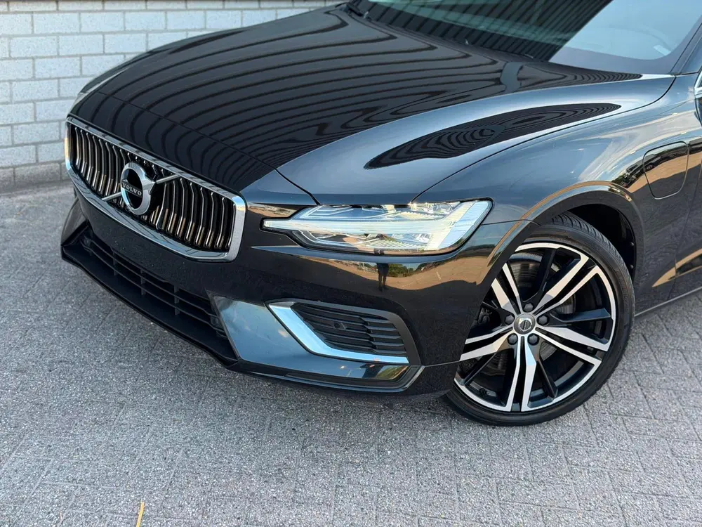 Volvo V60 2.0 T8 Recharge AWD Inscription Plug in hy uit 2020, foto 19