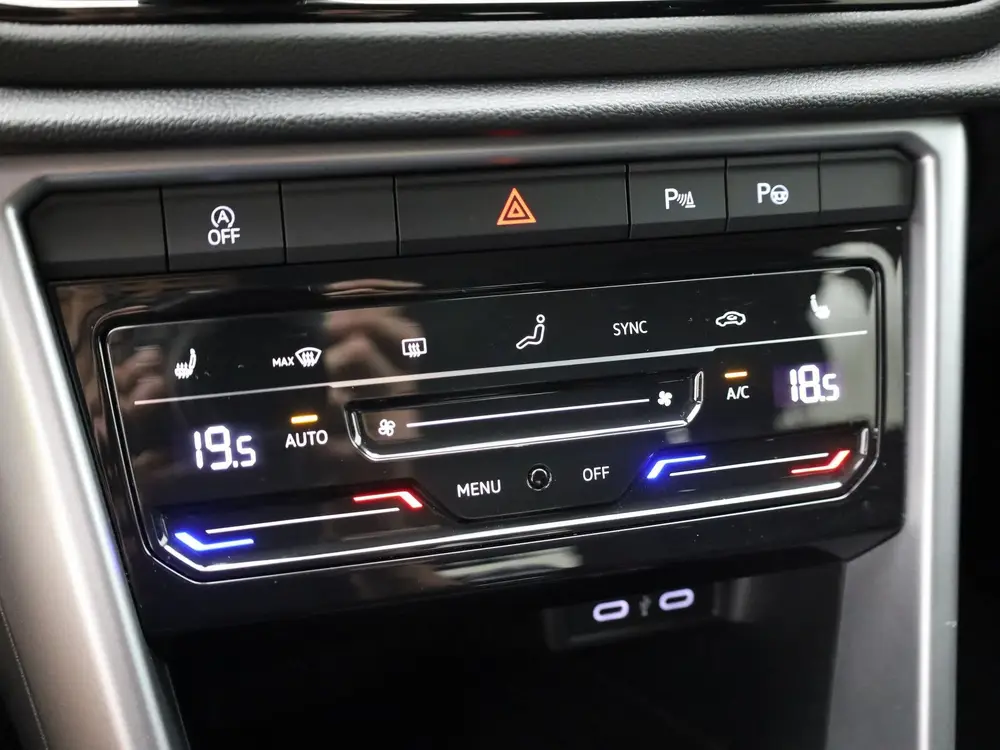 Volkswagen T-Roc 1.0 TSI Life Business | Stoelverwarming | A uit 2022, foto 14
