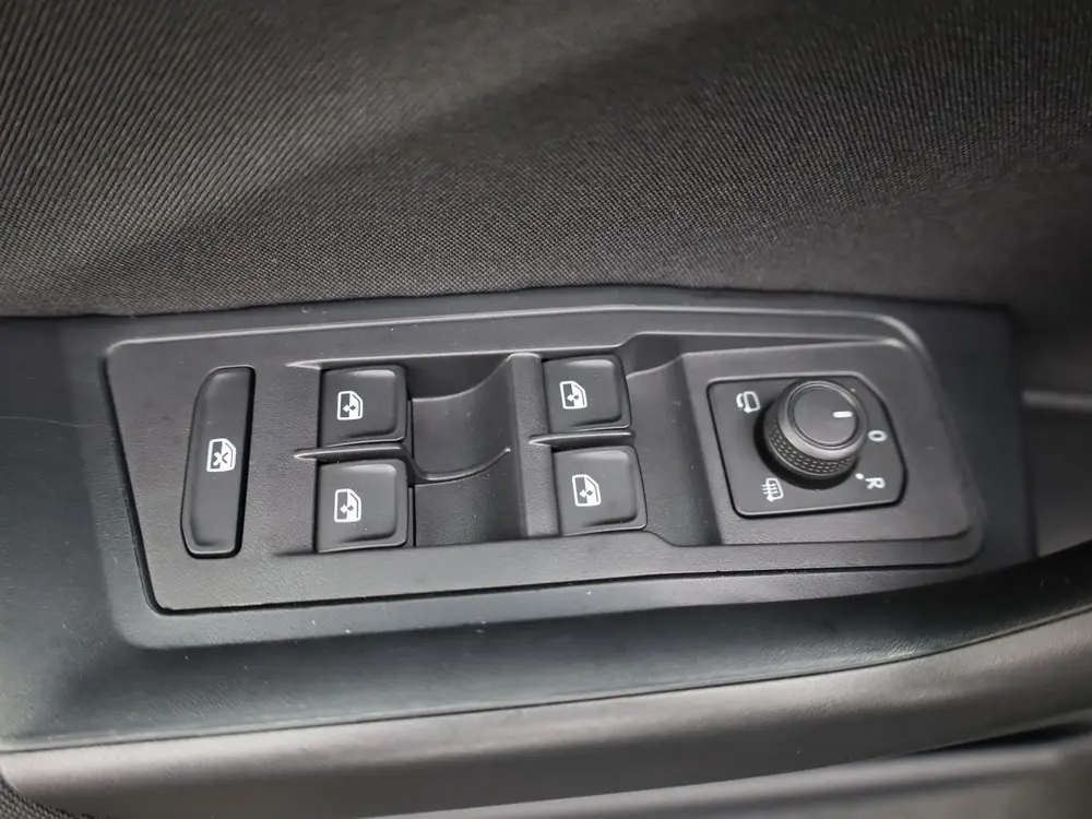 Volkswagen T-Roc 1.0 TSI Life Business | Stoelverwarming | A uit 2022, foto 15