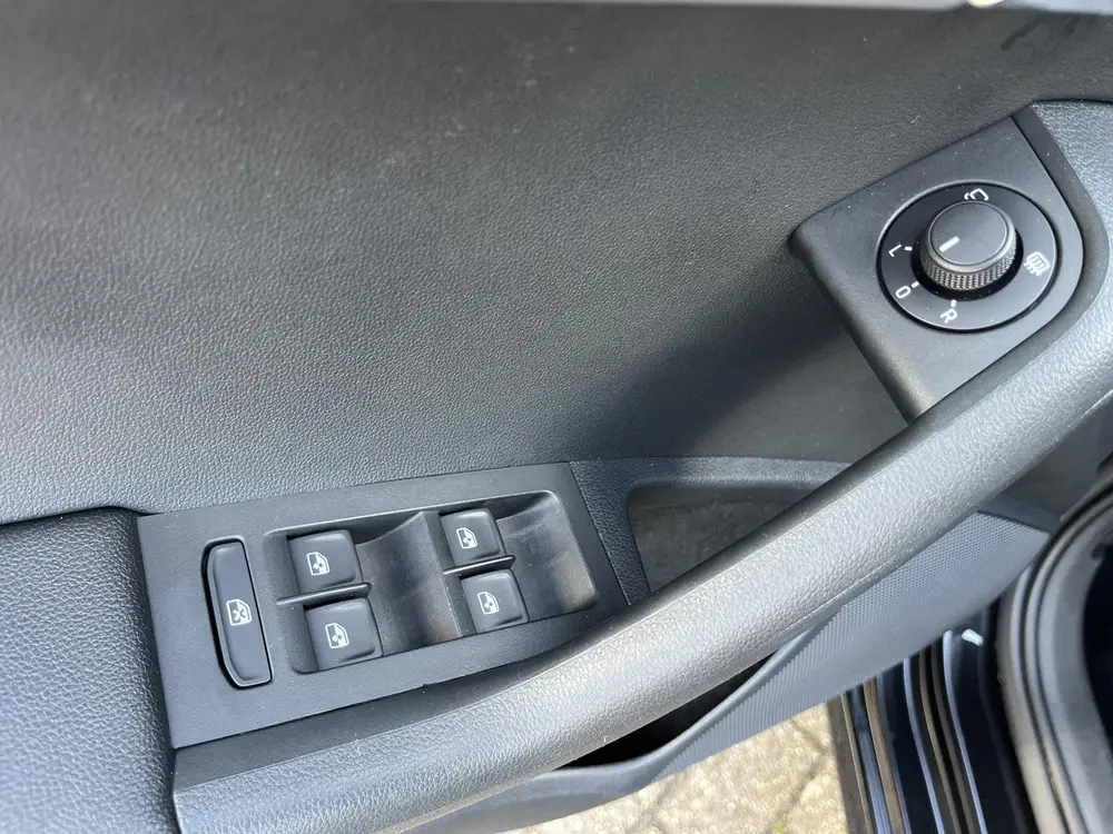 Skoda Octavia 1.0 TSI Greentech Ambition Business Trek uit 2019, foto 15