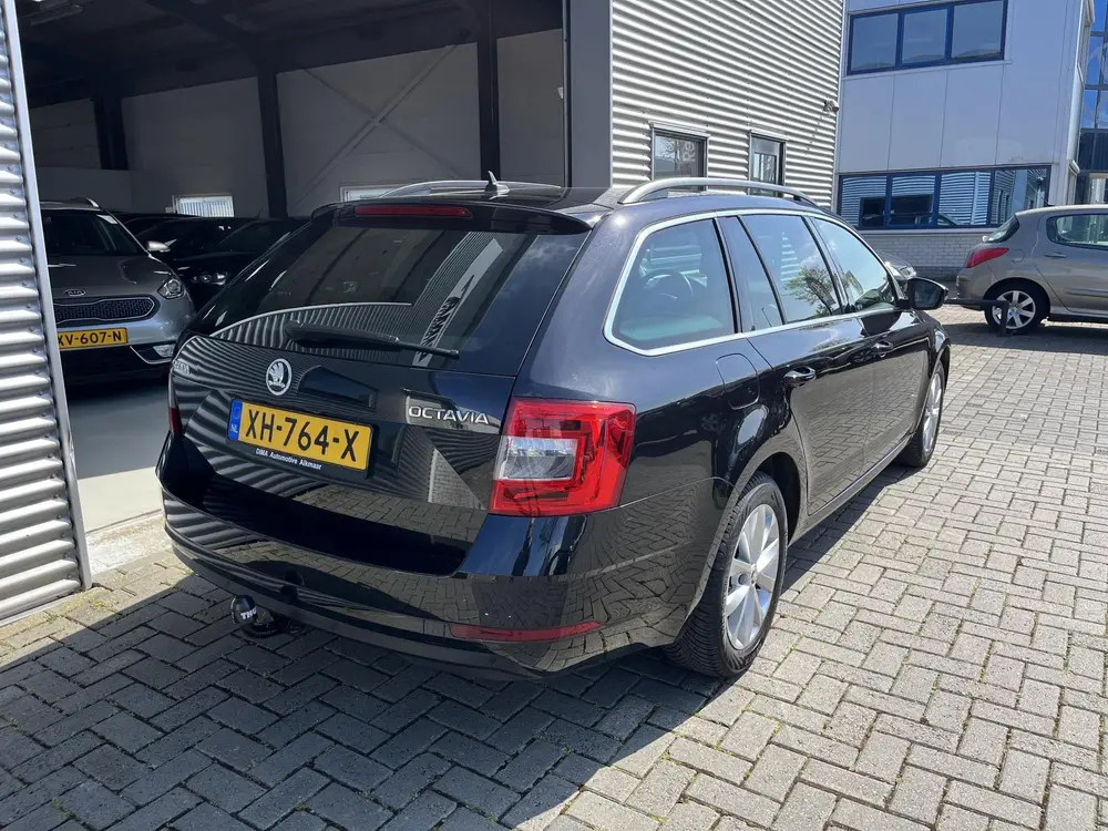 Skoda Octavia 1.0 TSI Greentech Ambition Business Trek uit 2019, foto 7