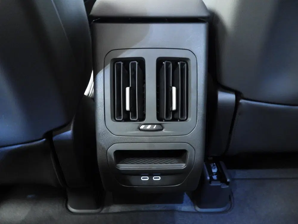 BMW iX3 40 eDrive M Sportpakket uit 2026, foto 15