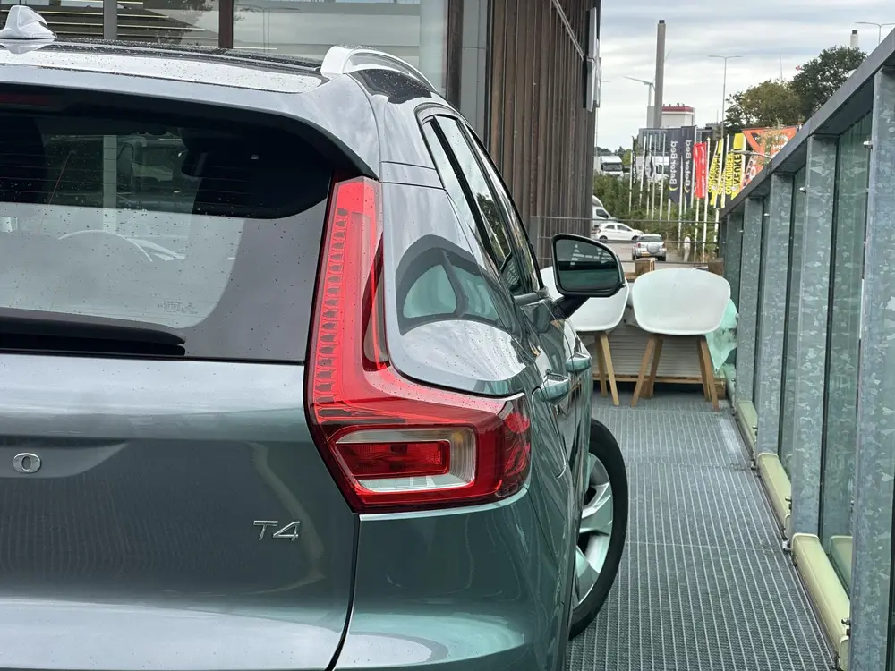 Volvo XC40 2.0 T4 Momentum 4 cilinder Automaat, Driver assis uit 2019, foto 12