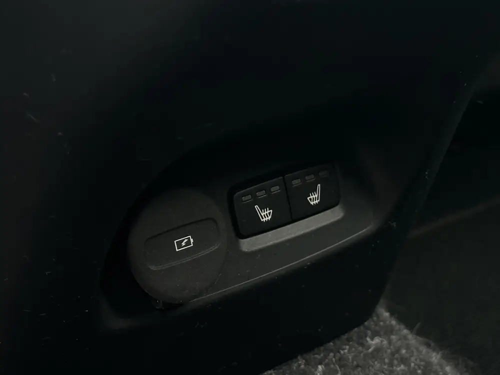 Volvo XC40 2.0 T4 Momentum 4 cilinder Automaat, Driver assis uit 2019, foto 14