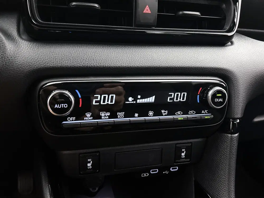 Toyota Yaris 1.5 Hybrid 130 pk Executive Automaat uit 2025, foto 10