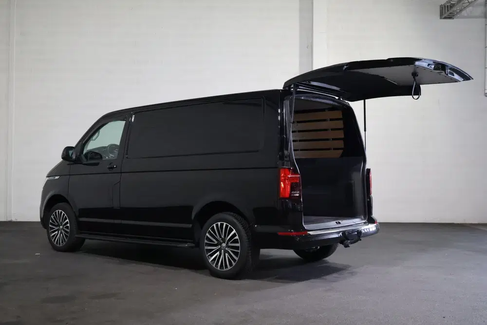 Volkswagen Transporter 2.0 TDI L1 H1 4Motion Automaat Bulli uit 2023, foto 12
