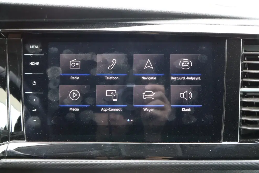 Volkswagen Transporter 2.0 TDI L1 H1 4Motion Automaat Bulli uit 2023, foto 20