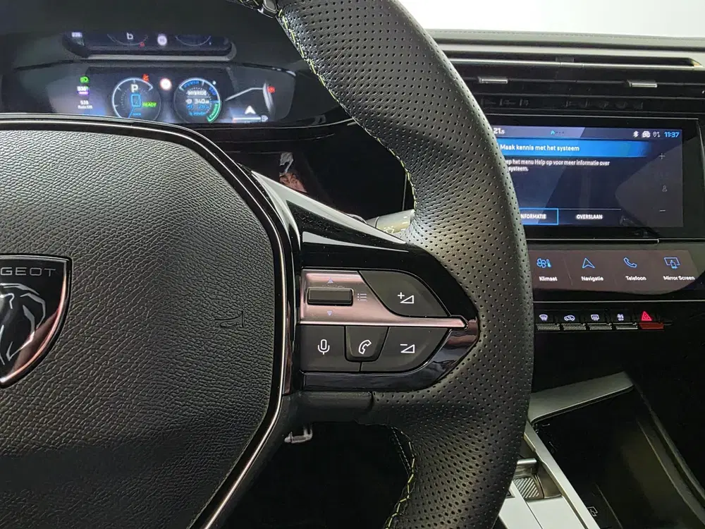 Peugeot 308 1.6 Plug-in Hybrid 180 GT uit 2024, foto 14
