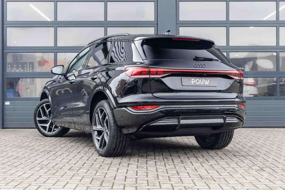 Audi Q6 e-tron 306pk S-line Edition Performance 100 kWh uit 2025, foto 10