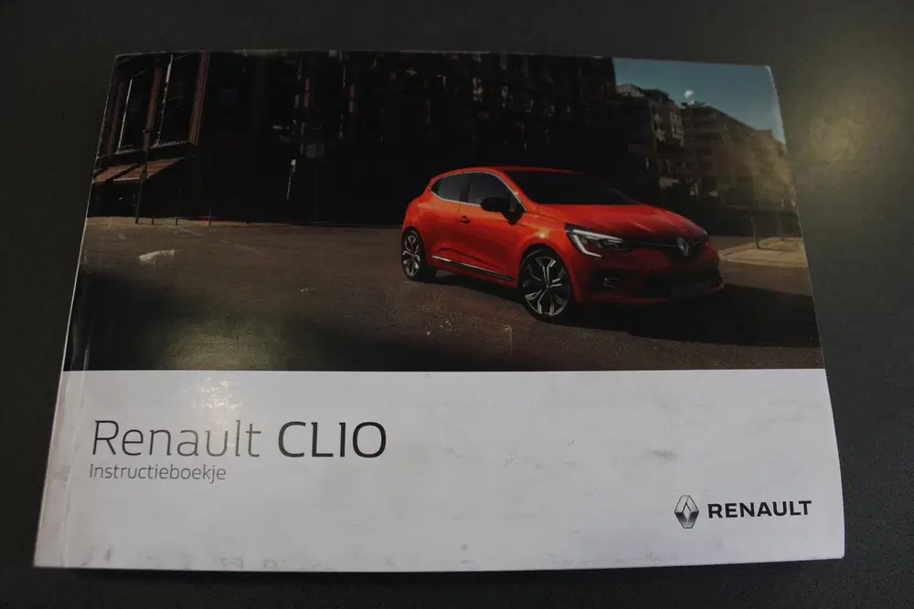 Renault Clio 1.0 TCe *Techno* uit 2022, foto 16