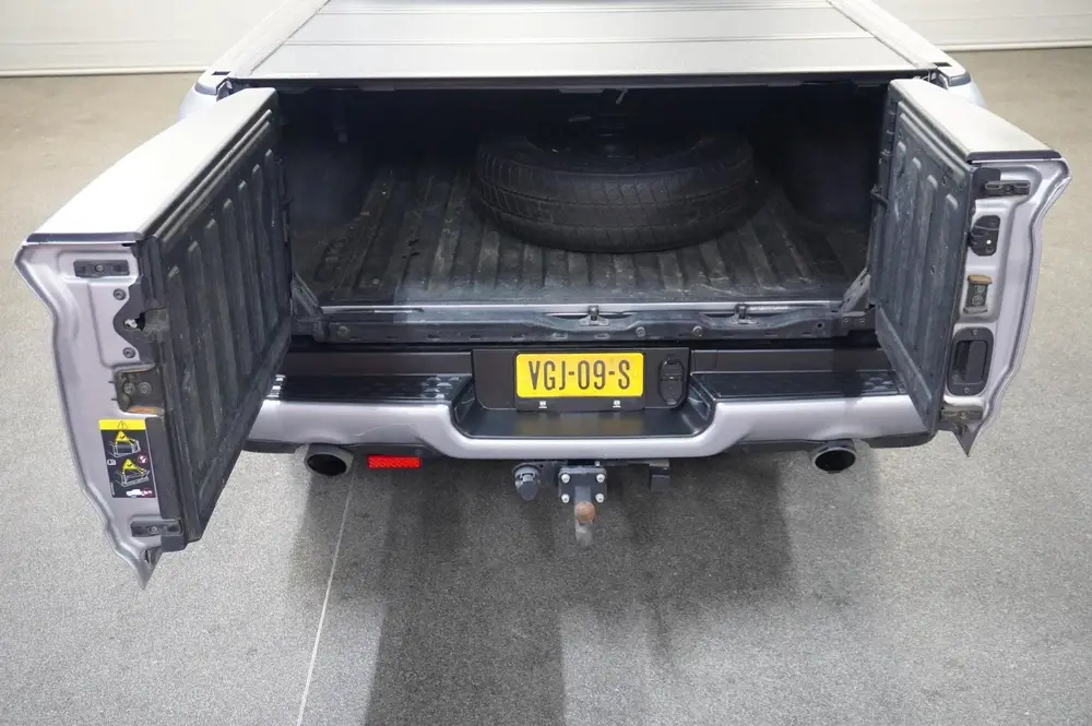 Dodge Ram 1500 5.7 V8 4x4 Crew Cab Rebel uit 2020, foto 16