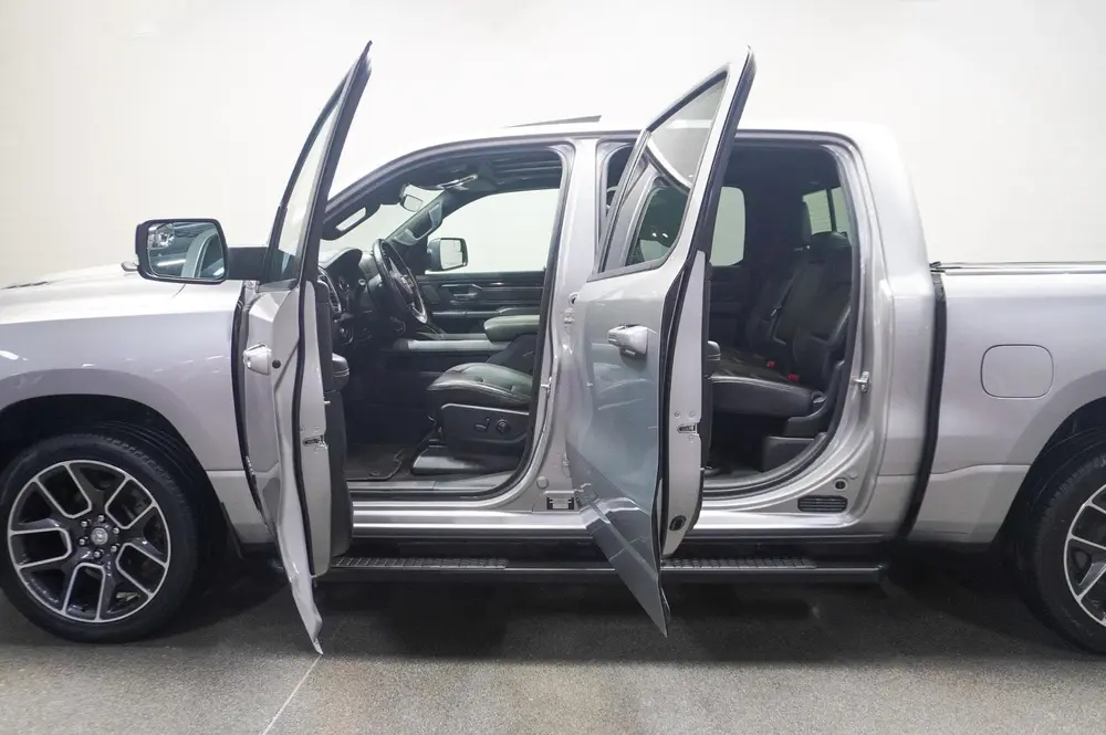Dodge Ram 1500 5.7 V8 4x4 Crew Cab Rebel uit 2020, foto 7