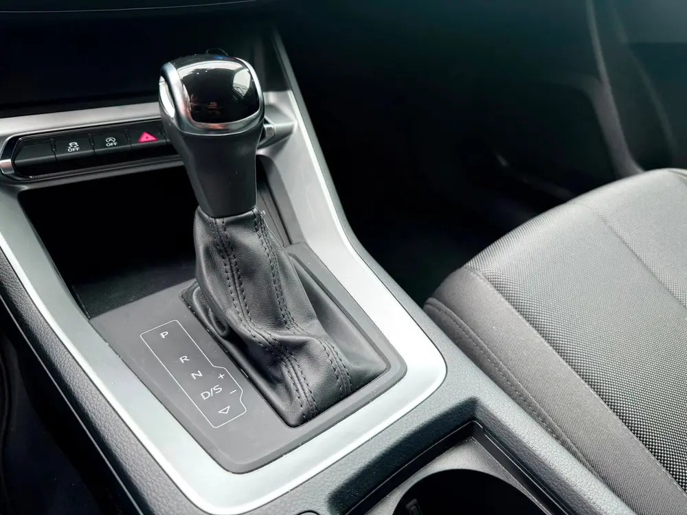 Audi Q3 35 TFSI Advanced Pro Line Automaat uit 2019, foto 14