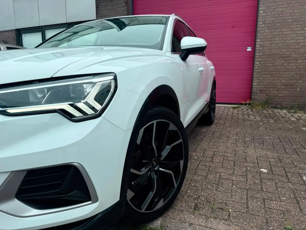 Audi Q3 35 TFSI Advanced Pro Line Automaat uit 2019, foto 2