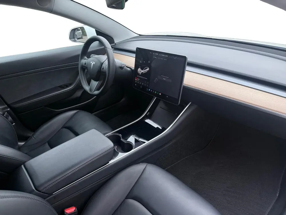Tesla Model 3 Standard RWD Plus 60 kWh 87,8% SoH | 448Km Act uit 2020, foto 11