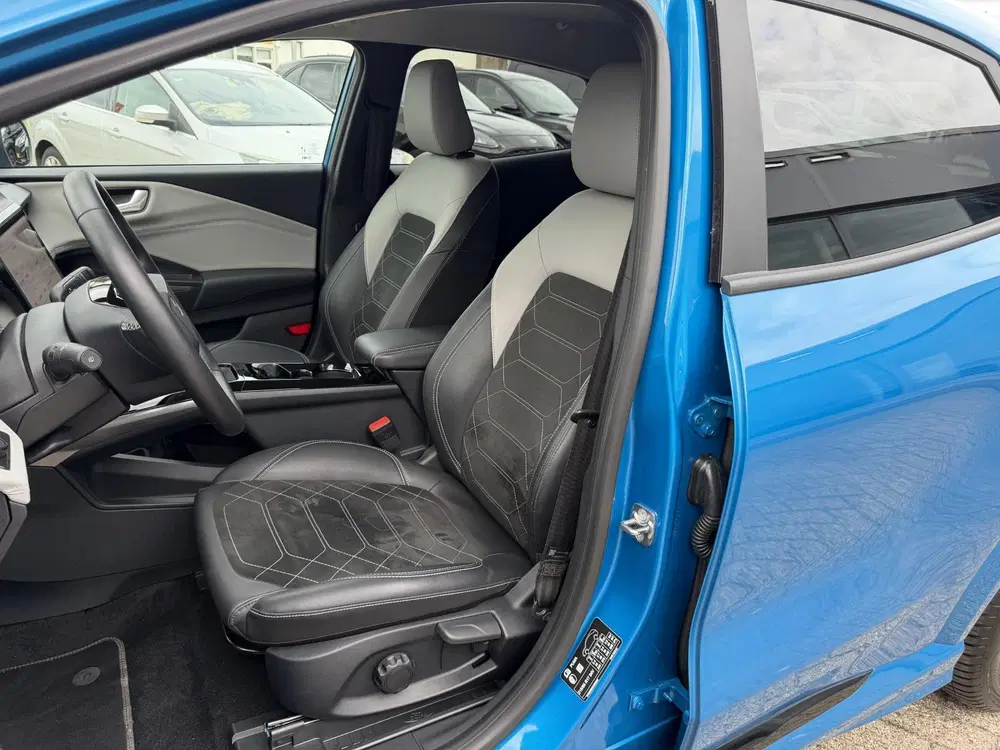 Ford Puma Gen-E Premium 44 kWh uit 2025, foto 12