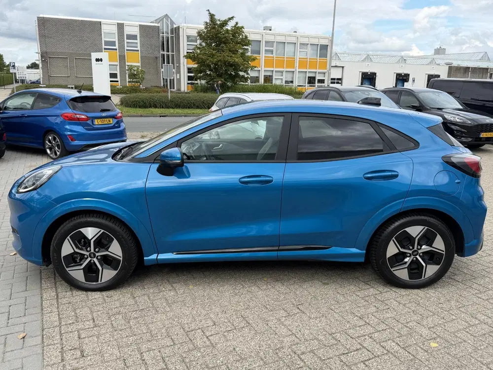 Ford Puma Gen-E Premium 44 kWh uit 2025, foto 2