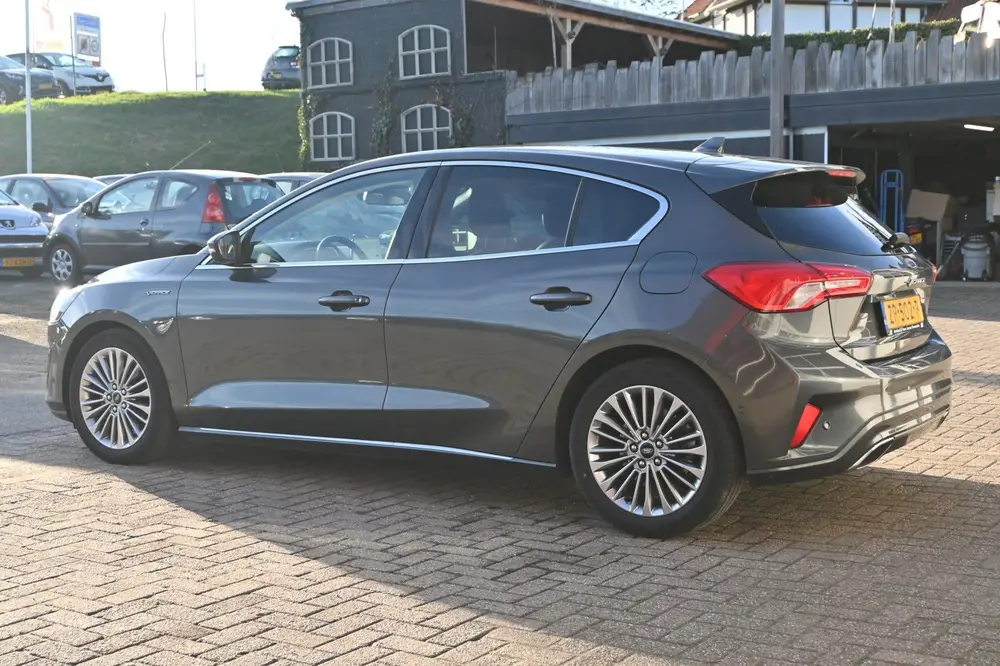 Ford Focus 1.0 EcoBoost 125pk Vignale | Elektr. stoel | LED uit 2019, foto 3