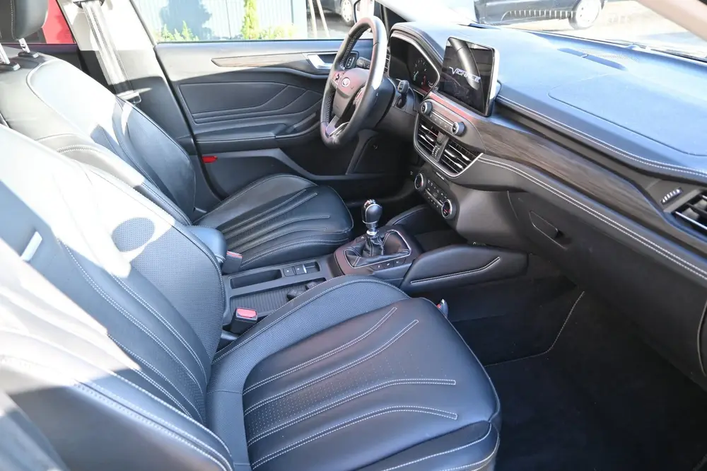 Ford Focus 1.0 EcoBoost 125pk Vignale | Elektr. stoel | LED uit 2019, foto 6
