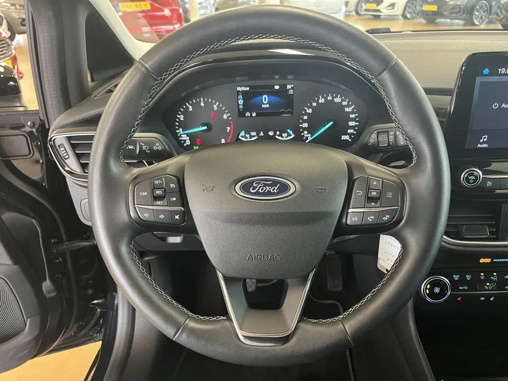 Ford Fiesta 1.0 Ecoboost Hybrid 125 pk Titanium Apple uit 2023, foto 14