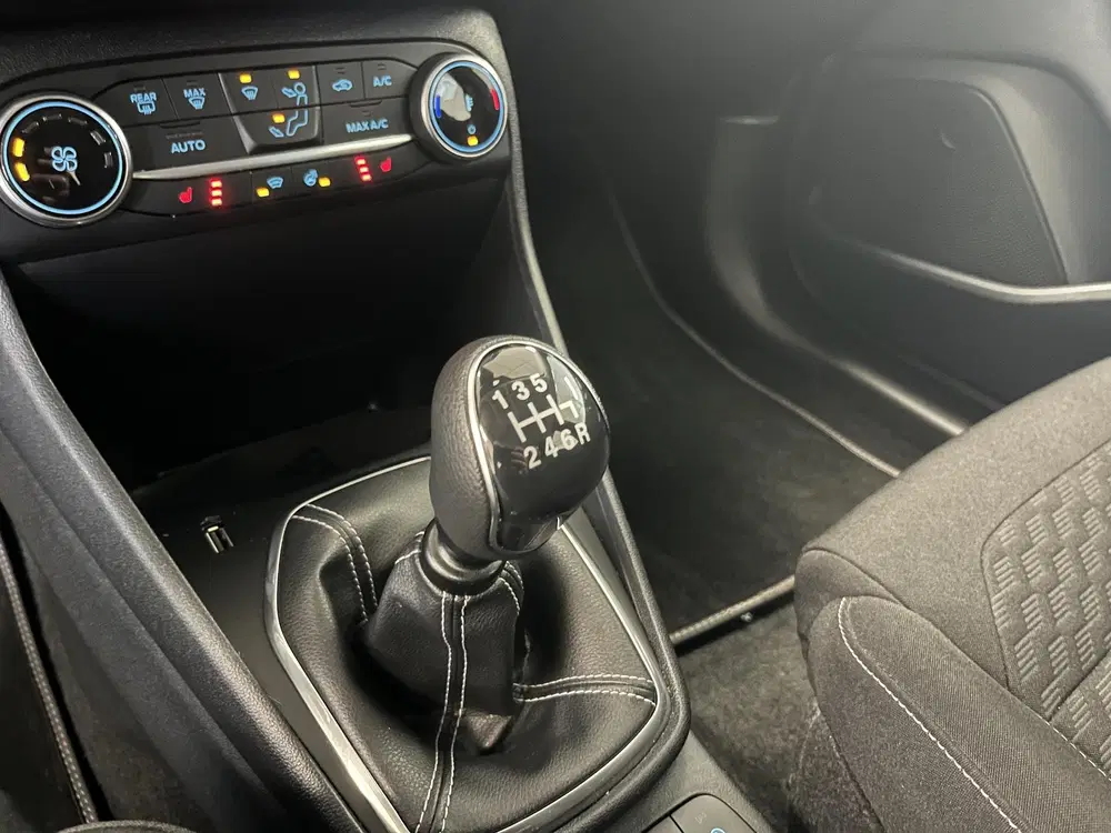 Ford Fiesta 1.0 Ecoboost Hybrid 125 pk Titanium Apple uit 2023, foto 18