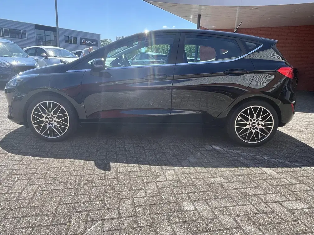Ford Fiesta 1.0 Ecoboost Hybrid 125 pk Titanium Apple uit 2023, foto 4
