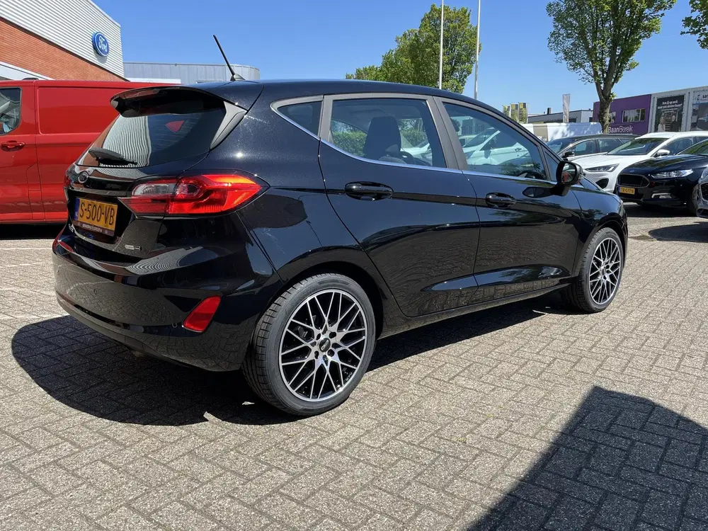 Ford Fiesta 1.0 Ecoboost Hybrid 125 pk Titanium Apple uit 2023, foto 7