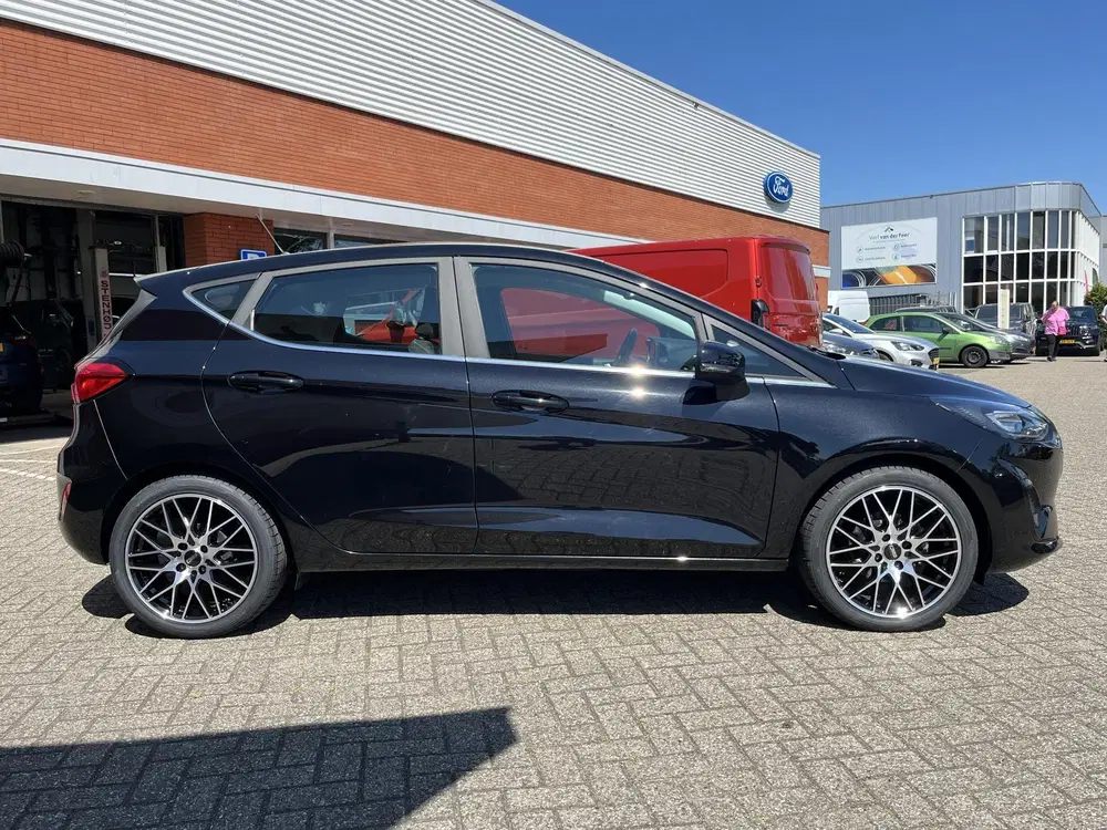 Ford Fiesta 1.0 Ecoboost Hybrid 125 pk Titanium Apple uit 2023, foto 8