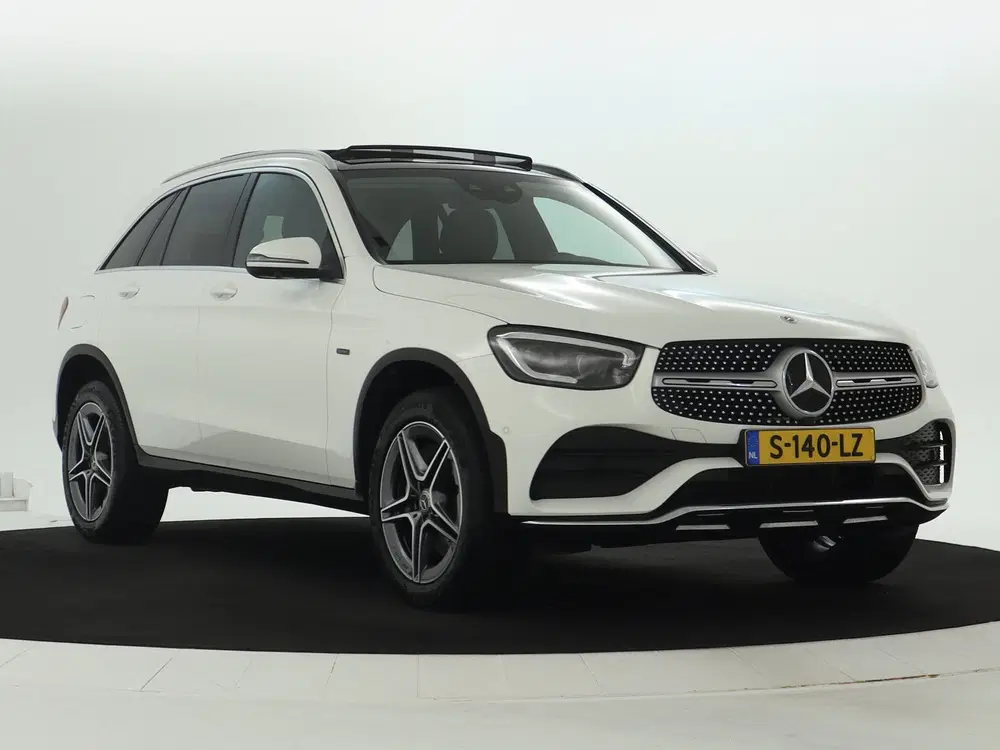 Mercedes-Benz GLC 300 e 4MATIC Premium Plus uit 2021, foto 17
