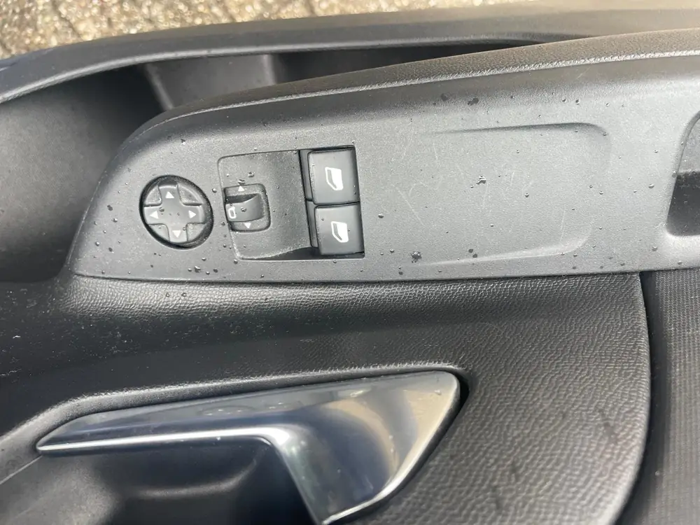 Opel Corsa 1.2 GS Line uit 2020, foto 16