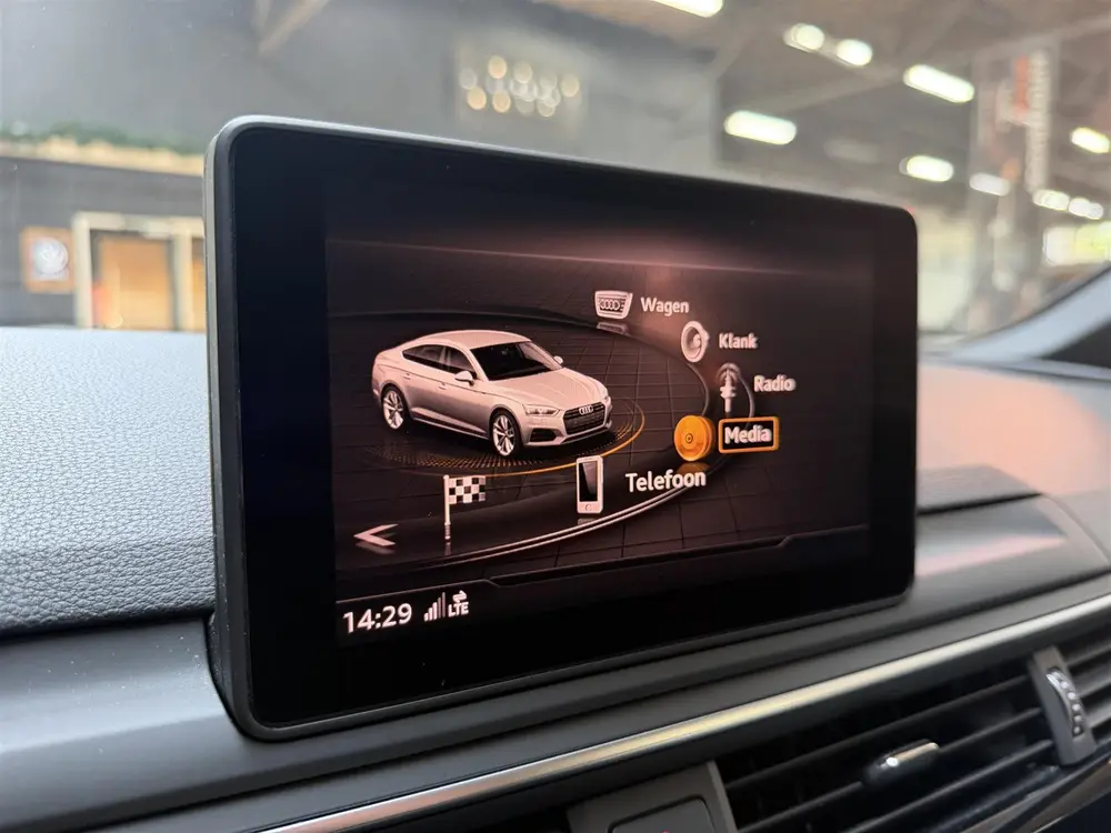 Audi A5 40 TFSI Sport AUT uit 2019, foto 20