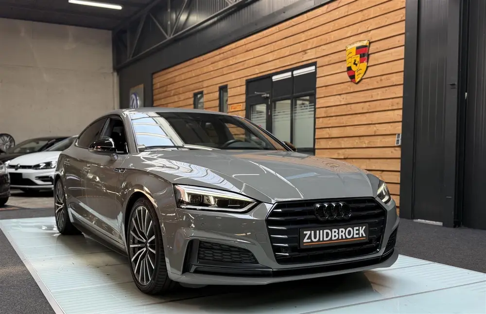Audi A5 40 TFSI Sport AUT uit 2019, foto 4