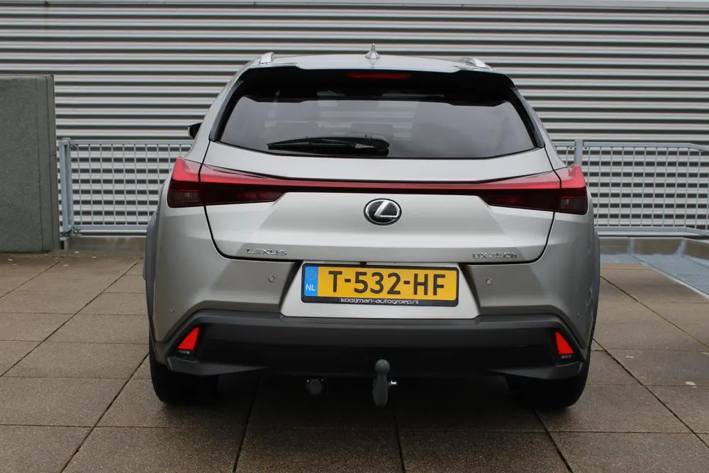 Lexus UX 250h Business Line Hybride 183 pk TREKHAAK uit 2023, foto 6