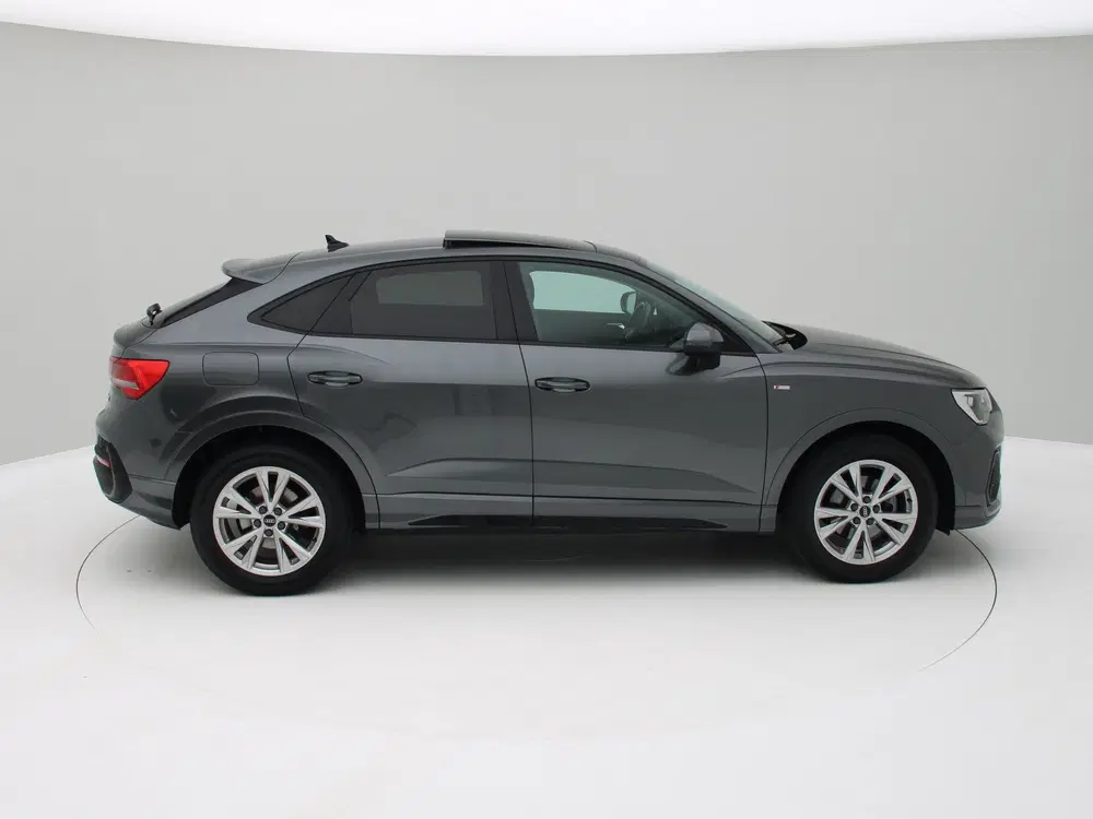 Audi Q3 35 TFSI S-Line Pano uit 2021, foto 6