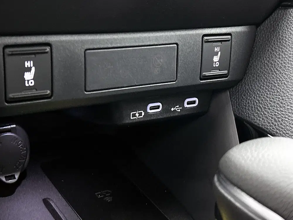 Toyota Yaris 1.5 Hybrid 130 Executive (bj 2025 uit 2025, foto 19